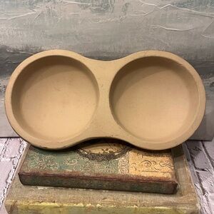 The Pampered Chef Microwave Stoneware Egg Cooker